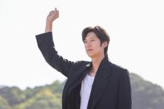 「初恋DOGs」初回、韓国アイドルサプライズ出演に視聴者驚き「びっくり」「贅沢すぎる」のイメージ画像