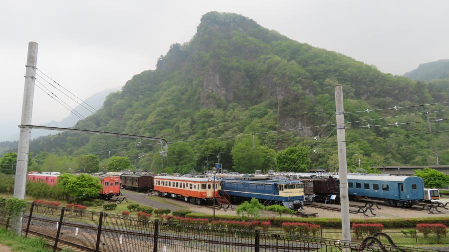 風情がある山とのイメージ画像