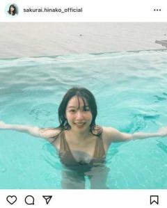 桜井日奈子、”めっちゃ可愛い”笑顔はじける水着姿！プールではしゃぐショット披露のイメージ画像
