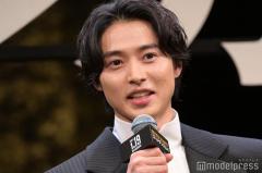 山崎賢人、山田杏奈の“変顔”完成度を絶賛 作品への手応えも語る「やれること全部やりました」＜ゴールデンカムイ＞