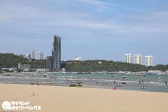 パタヤで韓国人の男（27歳）が暴れて店舗破壊、保釈中に再び騒動