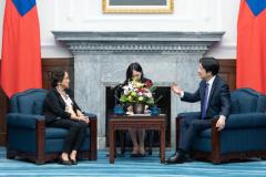グアム知事が台湾初訪問！ 賴総統が晩餐会に招待：特製「国旗キャンディー」・端午節のちまきも登場のイメージ画像