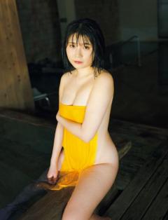 話題のYouTuber“お風呂女子こての”、週プレで初グラビア