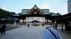 高市早苗首相が靖国神社に玉串料を奉納のイメージ画像