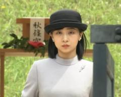 佳子さまが武蔵陵墓地へ グレーの参拝服で曾祖父・昭和天皇と香淳皇后が眠る陵墓で拝礼 6月のブラジル公式訪問を報告のイメージ画像
