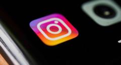 Instagramの非公開アカウント（鍵垢）の設定・解除方法：鍵の付け方/外し方と注意点