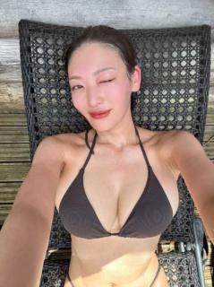 風吹ケイ、汗ばむ肌と圧巻のJカップバストにファン悶絶「まじで美しい」「素晴らしすぎる」
