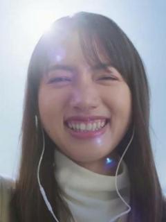 ＜清原果耶＞藤崎ゆみあ＆早乙女太一からの絶賛の声に照れ笑い 「褒められすぎて帰り道つまずきそう」