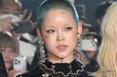 XG・COCONA、ノンバイナリー公表時の写真クレジットに注目集まる「メンバー愛に号泣」「感動した」のイメージ画像