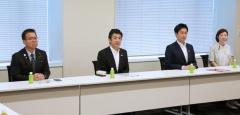 暫定税率、１１月廃止目指す 野党８党、臨時国会に法案提出へ