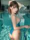 グラビア界の至宝・篠原みなみ、プールサイドで見せる最強の美ボディに大反響！「横乳とけつとか最高かよ」