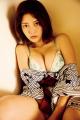 朝倉未来“恋リア”「LOVE RING」櫻井おとの、ふんわり美バスト披露「FLASH」表紙登場