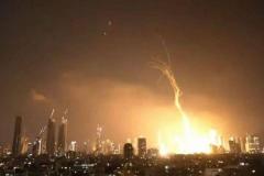 イラン軍がイスラエルに報復、約100発のミサイルで各地を攻撃のイメージ画像