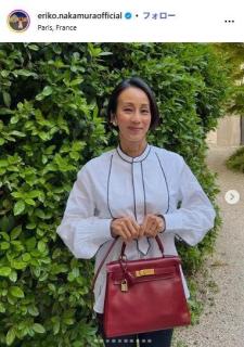 パリ在住・中村江里子アナ、夫の愛車＆子どもの写真公開 「全員モデルみたい」「おしゃれでかっこいい」と反響のイメージ画像