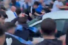 【スペイン】サッカーファンの集団に、車が突っ込み、多数が負傷【動画】