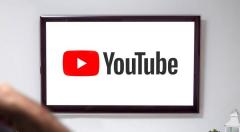 YouTube動画をテレビに映して見る方法は？無線接続・有線接続の手順と周辺機器