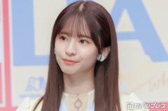 乃木坂46菅原咲月、圧倒的美脚際立つソファショットにファン悶絶「スタイル抜群」「透明感が半端ない」のイメージ画像