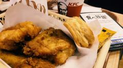 KFCのバイト、レシピをTikTokに公開してしまうバイトテロで動画バズりまくる