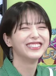 「まさか…」浜辺美波の最新ビジュアルにSNS沸く「今までと違う」「まさにパーフェクト」のイメージ画像