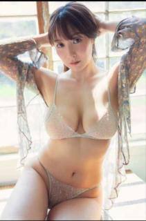 紺野栞、“まん丸柔らかHカップ”協調した透け透けランジェリー姿でファンを悩殺『綺麗なボイン』『あぁ女神様や...』のイメージ画像