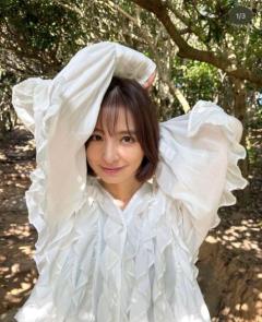 【篠田麻里子】"不倫妻役"で芸能界復帰報道「ピンチをチャンスに変えるお手本」