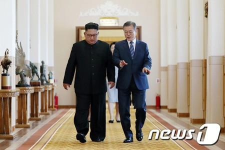 韓国大統領府、4回目の南北首脳会談「今月末開催は難しい」