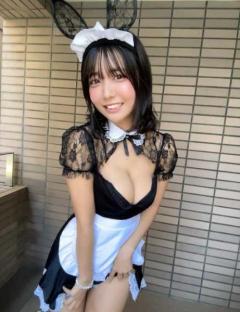 天羽希純、悶絶級のメイド服姿を公開！あふれ出す色気と無邪気な笑顔のギャップにファン大興奮のイメージ画像