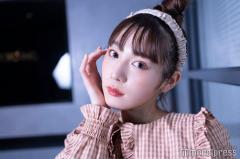 第1子出産の古川優香、家族でのニューボーンフォト公開「ミルクグッジョブ飲み」息子の姿に「可愛すぎる」「幸せ溢れてる」の声