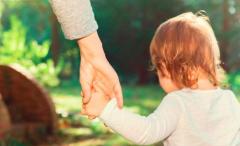 月5万円の現金給付は子供の発達に効果なし？ 米大規模実験が示した、研究者も驚愕の「意外な結果」とは