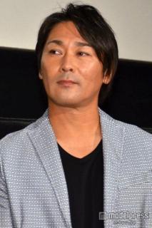 元木大介の妻・大神いずみ、長男＆次男顔出しの4ショット公開「わーい家族写真」
