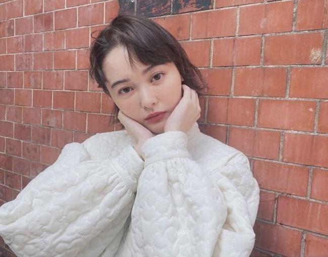 玉城ティナ、ツインテ＆ゴスロリ風衣装。映画「ホリック」のひまわり役が尊い