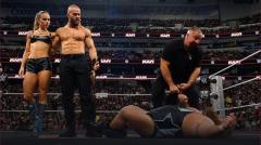 【WWE】マキシン・デュプリがオーティスを公開裏切りへ！愛の告白も実らずアルファアカデミー轟沈…のイメージ画像
