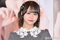≠ME尾木波菜、美肩際立つタンクトップコーデ姿の空港コーデ公開「スタイル良くて憧れる」「ラフな姿も可愛すぎる」と反響のイメージ画像