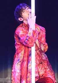 Hey Say Jump ツアーバックにtravis Japan登場で批判続出も チケット2万円に高騰 芸能ニュース掲示板 ローカルクチコミ爆サイ Comフィリピン版