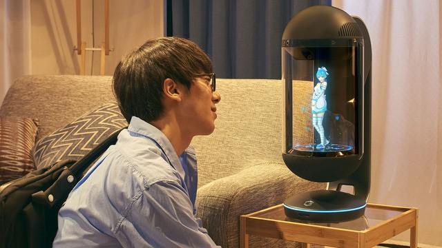 誰もが好きなｷｬﾗｸﾀｰを嫁にできる魔法の箱「Gatebox」15万円