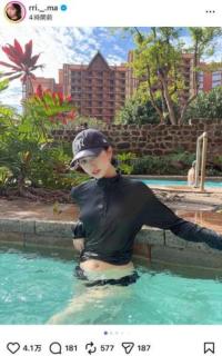 「どこの美女かと思えば…！」NiziU・RIMA、プールでの水着ショットで“美腹筋”披露に大反響のイメージ画像