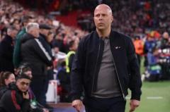 CL敗退で無冠決定的のリヴァプール…スロット監督は“夏”に目を向ける「大きな挑戦の時期」のイメージ画像