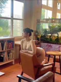 〝グラビア界の超逸材〟髙野真央、完璧すぎる横顔と“究極のS字ライン”にファンから「完敗」の声殺到のイメージ画像