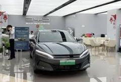BYDの販売が急減速 中国EV市場に近づくバブル崩壊の足音のイメージ画像