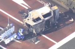 車2台が絡む事故で1台炎上 1人死亡1人ケガ 東京・八王子市のイメージ画像