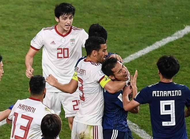 サッカーアジア杯 日本対イラン戦で両軍入り乱れる乱闘騒動