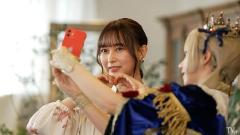 秋元真夏、鈴木絢音を「10年間知ってるけど、最高の写真！」と絶賛…えなこが伝授する撮影テク