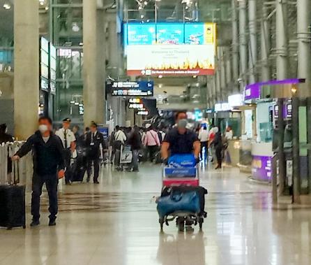 タイ保健省が日本からの帰国者に公共交通機関の利用を控えること等を求める方針、NHKが報じる