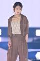 元乃木坂46若月佑美、ショート丈で美..