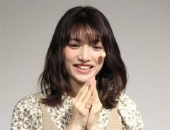 ゴマキの顔面が整形崩壊？まるで別人の姿が話題に