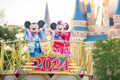 東京ディズニーランド＆シー、2024年度のスケジュール発表ファンタジースプリングス開業、シンデレラ城での新プロジェクション、ハロウィーンなど目白押し