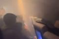 携帯電話の予備バッテリーから出火、機内に煙が充満【動画】