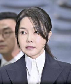 韓国の前大統領夫人・金建希氏を逮捕、株価の不正操作に関与か…大統領経験者の妻の逮捕は初