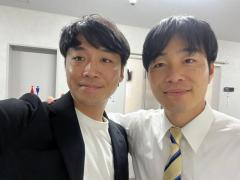 さや香・新山＆ジャルジャル後藤、“特に似てる日”2ショットに「分身にしか見えない」の声 完全一致に向け意気込みのイメージ画像