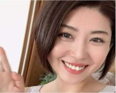 セクシー女優・赤井美希、新幹線で551の豚まんを食べ謝罪 SNSも休止へのイメージ画像